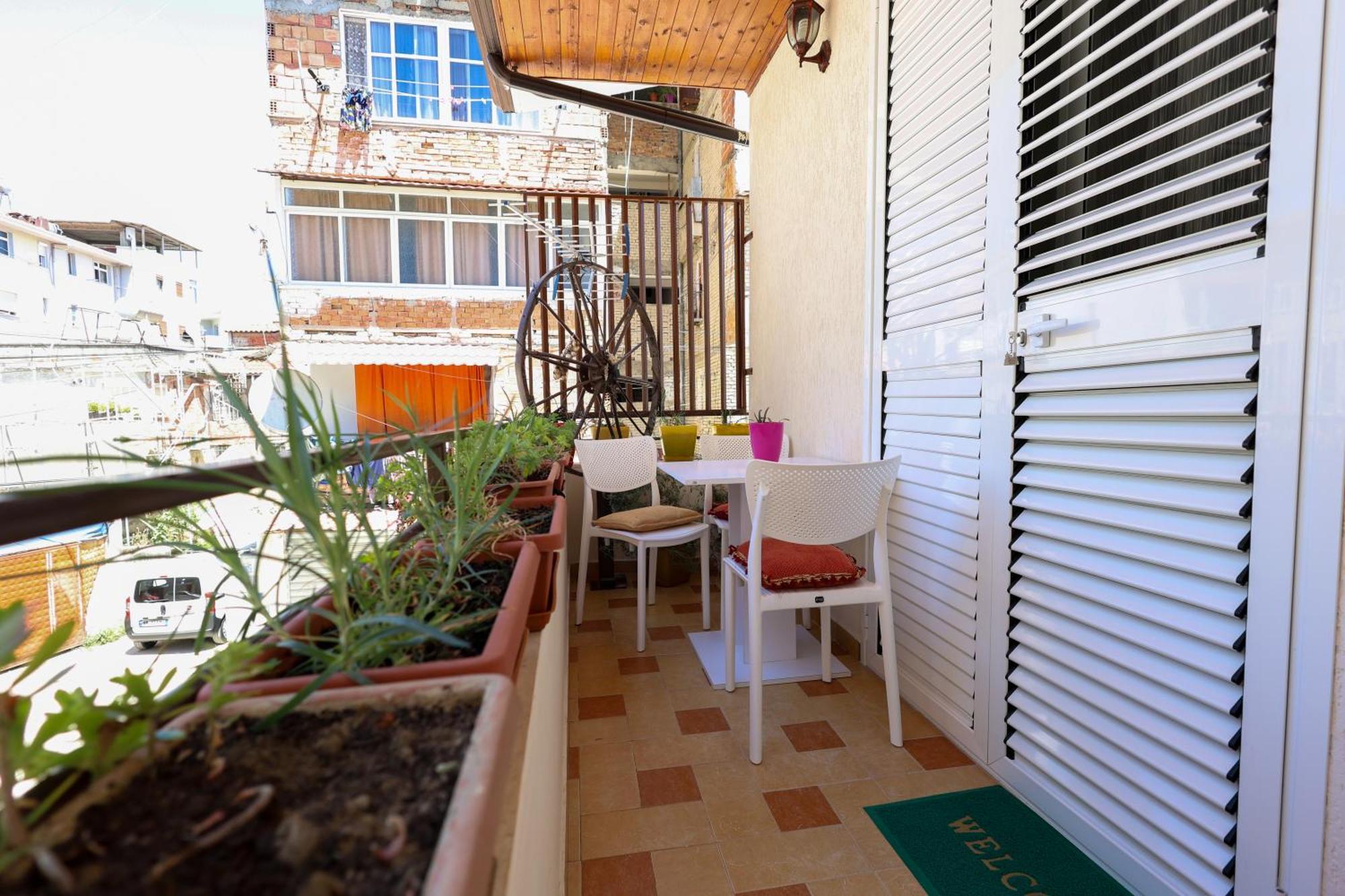 Berat Central Studio Extérieur photo